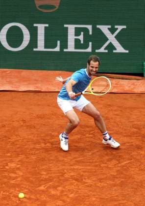 L Allemand Daniel Altmaier s impose face au Français Richard Gasquet (7-5, 5-7, 6-2) qui jouait son dernier match au tournoi Rolex Masters de Monte-Carlo Richard Gasquet - L Allemand D.Altmaier s impose face au Français R.Gasquet (7-5, 5-7, 6-2) qui jouait son dernier match au tournoi Rolex Masters de Monte-Carlo, le 9 avril 2025. Claudia Albuquerque Bestimage Germany s D. Altmaier beat France s R. Gasquet (7-5, 5-7, 6-2), who was playing his last match at the Rolex Masters tournament in Monte-Carlo on April 9, 2025. Monte-Carlo Monaco  Copyright: xClaudiaxAlbuquerquex xBestimagexClaudiaxAlbuquerquex xBestimagex