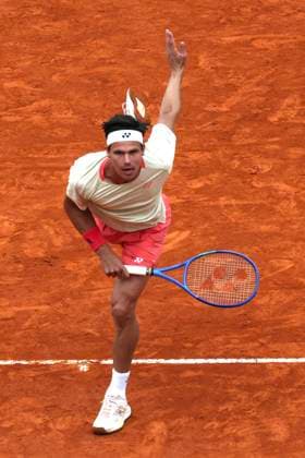 L Allemand Daniel Altmaier s impose face au Français Richard Gasquet (7-5, 5-7, 6-2) qui jouait son dernier match au tournoi Rolex Masters de Monte-Carlo Daniel Altmaier - L Allemand D.Altmaier s impose face au Français R.Gasquet (7-5, 5-7, 6-2) qui jouait son dernier match au tournoi Rolex Masters de Monte-Carlo, le 9 avril 2025. Claudia Albuquerque Bestimage Germany s D. Altmaier beat France s R. Gasquet (7-5, 5-7, 6-2), who was playing his last match at the Rolex Masters tournament in Monte-Carlo on April 9, 2025. Monte-Carlo Monaco  Copyright: xClaudiaxAlbuquerquex xBestimagexClaudiaxAlbuquerquex xBestimagex