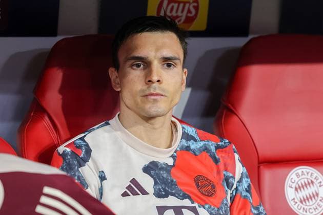 Joao Palhinha (FC Bayern Muenchen, 16) auf der Bank vor dem Spiel, GER, FC Bayern Muenchen vs. Inter Mailand, Fussball, UEFA Champions League, Viertelfinale Hinspiel, Spielzeit 2024 2025, 08.04.2025, GER, FC Bayern Muenchen vs. Inter Mailand, Fussball, UEFA Champions League, Viertelfinale Hinspiel, Spielzeit 2024 2025, 08.04.2025 Muenchen Copyright: xEibner-Pressefoto JennixMaulx EP_JML