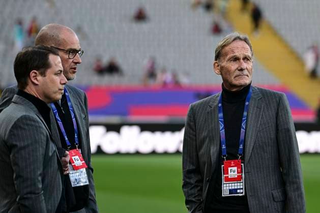 Joachim Watzke, FC Barcelona, Barca vs. Borussia Dortmund, Fussball, Champions League, Viertelfinale, 09.04.2025 Barcelona Katalonien Spanien