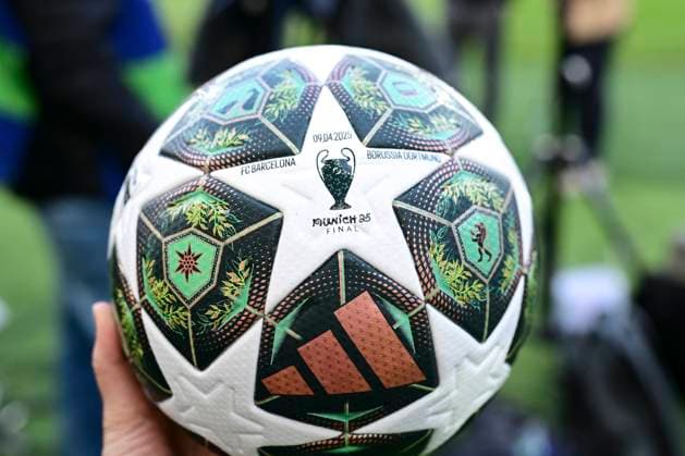 Spielball, FC Barcelona, Barca vs. Borussia Dortmund, Fussball, Champions League, Viertelfinale, 09.04.2025 Barcelona Katalonien Spanien
