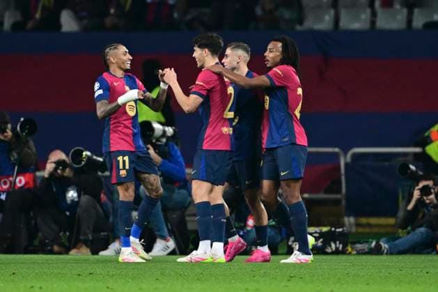Torjubel zum 1:0 durch Paul Cubarsi 2 FC Barcelona, Barca , FC Barcelona vs. Borussia Dortmund, Fussball, Champions League, Viertelfinale, 09.04.2025 Barcelona Katalonien Spanien