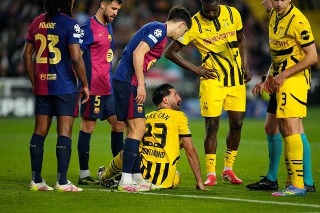 09.04.2025, xslx, Fussball UEFA Champions League, FC Barcelona, Barca - Borussia Dortmund v.l. Emre Can (Borussia Dortmund), Pau Cubarsi (FC Barcelona), Serhou Guirassy (Borussia Dortmund), Waldemar Anton (Borussia Dortmund) (UEFA REGULATIONS PROHIBIT ANY USE OF PHOTOGRAPHS as IMAGE SEQUENCES and or QUASI-VIDEO) Barcelona