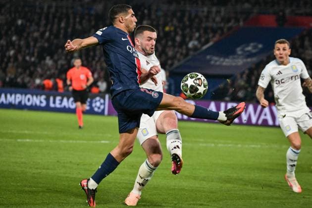 Champions League PSG vs Aston Villa FC - FA Paris Saint-Germain’s defender Achraf Hakimi fights for the ball during the UEFA Champions League football match between Paris Saint-Germain and Aston Villa FC at the Parc des Princes Stadium in Paris on April 9, 2025. Photo by Firas Abdullah ABACAPRESS.COM Paris Ile-de-France France  Copyright: xAbdullahxFiras ABACAx