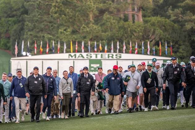 250410 Patrons arrives for the first round of the 2025 Masters Golf Tournament on April 10, 2025 in Augusta. Photo: Petter Arvidson BILDBYRAN kod PA PA1007 bbeng golf masters the masters augusta us masters publik Copyright: PETTERxARVIDSON BB250410PA017