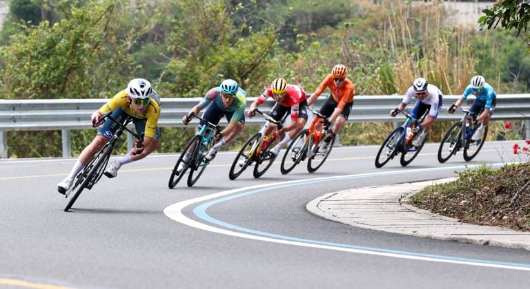 (250410) -- DONGFANG, April 10, 2025 -- Cyclists compete during Stage 4 at the 16th Tour of Hainan cycling race from Baoting to Dongfang, south China s Hainan Province, April 10, 2025. ) (SP)CHINA-HAINAN-DONGFANG-CYCLING-TOUR OF HAINAN (CN) YangxGuanyu 