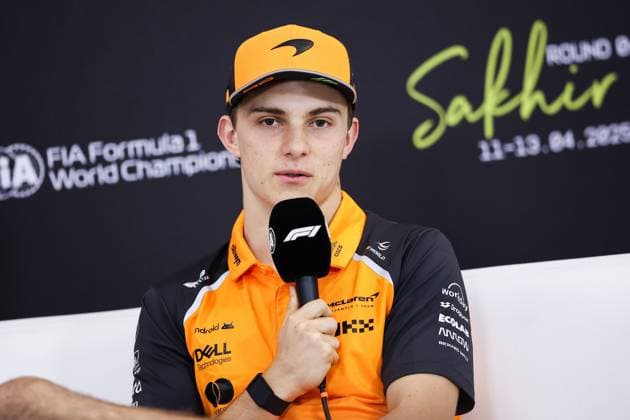 F1 - BAHRAIN GRAND PRIX 2025 PIASTRI Oscar (aus), McLaren F1 Team MCL39, portrait press conference, PK, Pressekonferenz during the Formula 1 Gulf Bahrain Grand Prix 2025, 4th round of the 2025 FIA Formula One World Championship, WM, Weltmeisterschaft from April 11 to 13, 2025 on the Bahrain International Circuit, in Sakhir, Bahrain - SakhirBahrain Copyright: xEricxAlonsox