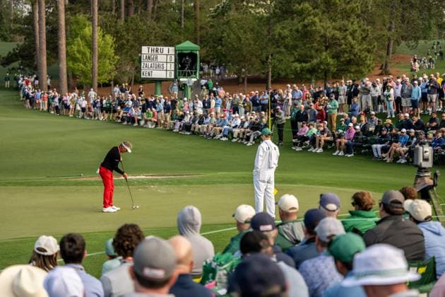 250410 Bernhard Langer of Germany during the first round of the 2025 Masters Golf Tournament on April 10, 2025 in Augusta. Photo: Petter Arvidson BILDBYRAN kod PA PA1007 bbeng golf masters the masters augusta us masters Copyright: PETTERxARVIDSON BB250410PA037