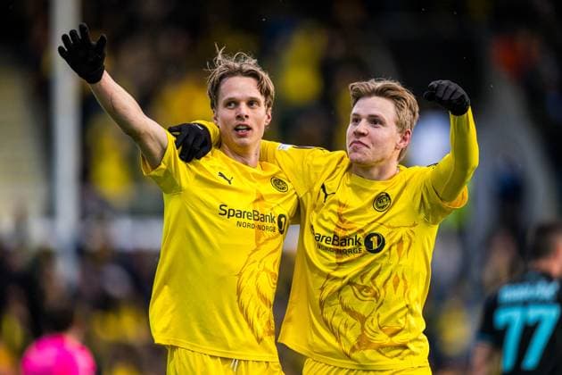 250410 Ulrik Saltnes of Bodo Glimt celebrates with Jens Petter Hauge after scoring the 2-0 goal during the UEFA Europa League quarter-final football match between Bodo Glimt and Lazio on April 10, 2025 in Bodo. Photo: Marius Simensen BILDBYRAN COP 238 bbeng bodo bodo glimt football fotball fotboll jubel kvartfinale lazio quarter-final soccer uefa europa league Copyright: MARIUSxSIMENSEN BB250410BB802