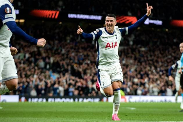 London, England, April 10 2025: Pedro Porro (23 Tottenham Hotspur) celebrates his goal during the UEFA Europa League game between Tottenham Hotspur and Eintracht Frankfurt at Tottenham Hotspur Stadium in London, England. (Pedro Porru SPP) Copyright: xPedroxPorrux xSPPx spp-en-PePoSp-4F8A2935_DxO