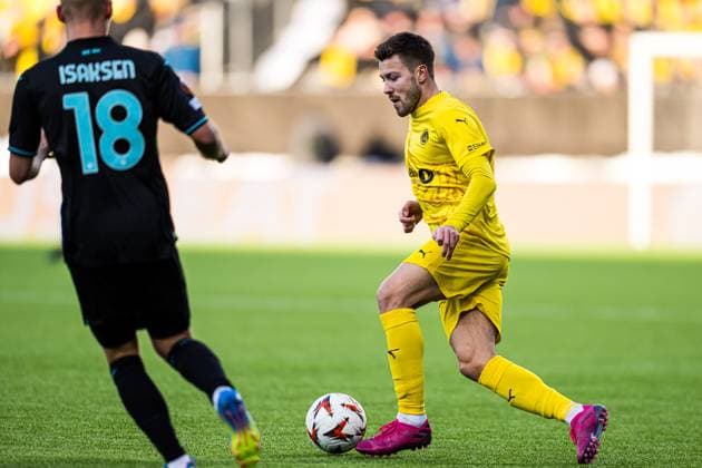 250410 Fredrik Bjorkan of Bodo Glimt during the UEFA Europa League quarter-final football match between Bodo Glimt and Lazio on April 10, 2025 in Bodo. Photo: Marius Simensen BILDBYRAN COP 238 bbeng bodo bodo glimt football fotball fotboll kvartfinale lazio quarter-final soccer uefa europa league Copyright: MARIUSxSIMENSEN BB250410ZH021