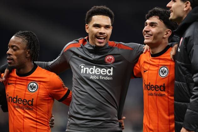 10.04.2025, Fussball UEFA Europa League Viertelfinale Hinspiel, Tottenham Hotspur - Eintracht Frankfurt, emonline, emspor, v.l., Pharell Nnamdi Collins (Eintracht Frankfurt) DFL DFB REGULATIONS PROHIBIT ANY USE OF PHOTOGRAPHS AS IMAGE SEQUENCES AND OR QUASI-VIDEO. xdcx Copyright: HMBxMedia Claus