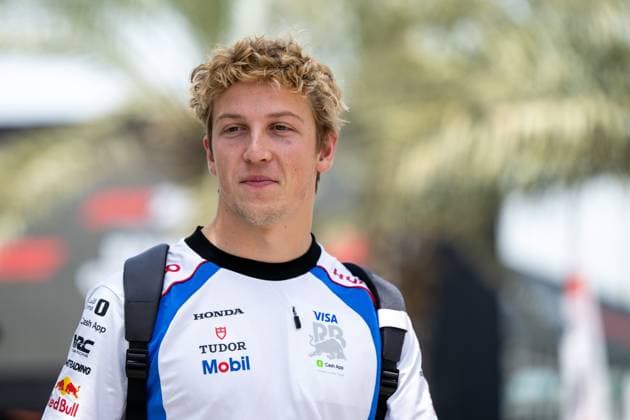 Liam Lawson (Visa Cash App Racing Bulls F1 Team, Neuseeland, 30), BAH, Formel 1 Weltmeisterschaft, Gulf Air Grand Prix von Bahrain, Bahrain International Circuit, Ankunft der Fahrer, Saison 2025, 11.04.2025 BAH, Formel 1 Weltmeisterschaft, Gulf Air Grand Prix von Bahrain, Bahrain International Circuit, Ankunft der Fahrer, Saison 2025, 11.04.2025 Sakhir Copyright: xEibner-Pressefoto Memmlerx EP_MMR