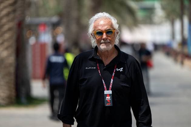 Flavio Briatore (BWT Alpine F1 Team, Berater), BAH, Formel 1 Weltmeisterschaft, Gulf Air Grand Prix von Bahrain, Bahrain International Circuit, Ankunft der Fahrer, Saison 2025, 11.04.2025 BAH, Formel 1 Weltmeisterschaft, Gulf Air Grand Prix von Bahrain, Bahrain International Circuit, Ankunft der Fahrer, Saison 2025, 11.04.2025 Sakhir Copyright: xEibner-Pressefoto Memmlerx EP_MMR