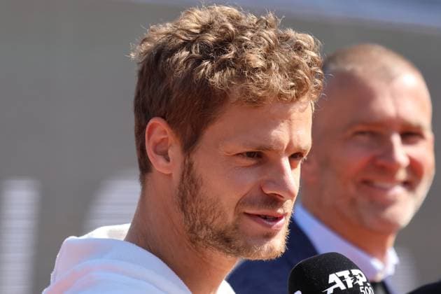 Yannick Hanfmann (DEU) und Christian Ach, Leiter BMW Deutschland, Pressekonferenz auf neuem Center Court, Tennis BMW Open by Bitpanda ATP, Tennis Herren 500 München Auftakt-PK 11.04.2025 FOTO: Mladen Lackovic LakoPress