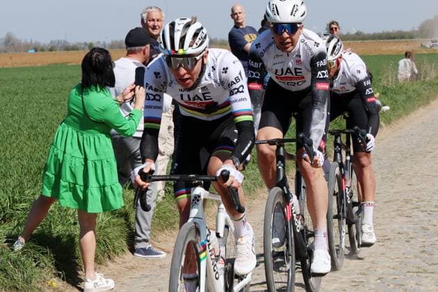 Tadej POGACAR PHOTOPQR VOIX DU NORD STEPHANE MORTAGNE ; 11 04 2025 ; GRUSON, 11.04.2025 Cyclisme, reconnaissance de Paris Roubaix du champion du monde et vainqueur du Tour de France, Tadej POGACAR, ici sur le pave du carrefour de l Arbre a Gruson PHOTO STEPHANE MORTAGNE LA VOIX DU NORD - Reconnaissance of the track of this year s one-day cycling race Paris-Roubaix, around Roubaix, France, Friday 11 April 2025. Hauts de France France  Copyright: xPHOTOPQR VOIXxDUxNORD MAXPPPxSTEPHANExMORTAGNEx 20250411VDN5897 20250411VDN5897