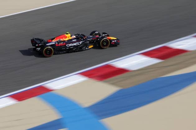 F1 - BAHRAIN GRAND PRIX 2025 22 TSUNODA Yuki (jap), Red Bull Racing RB21, action during the Formula 1 Gulf Bahrain Grand Prix 2025, 4th round of the 2025 FIA Formula One World Championship, WM, Weltmeisterschaft from April 11 to 13, 2025 on the Bahrain International Circuit, in Sakhir, Bahrain -  Copyright: xFLORENTxGOODENx
