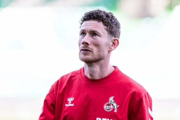 2. Fußball Bundesliga: SpVgg Greuther Fürth - 1. FC Köln; 11.04.2025 Florian Kainz (1. FC Köln, 11) während der Platzbegehung 2. Fußball Bundesliga, SpVgg Greuther Fürth - 1. FC Köln, Fürth, Sportpark Ronhof Thomas Sommer am 11.04.2025 DFL REGULATIONS PROHIBIT ANY USE OF PHOTOGRAPHS AS IMAGE SEQUENCES AND OR QUASI-VIDEO.