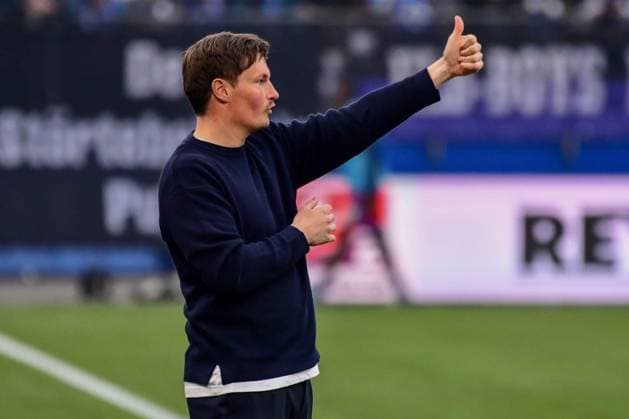 Trainer Merlin Polzin ( HSV ) Deutschland , Hamburg , Volksparkstadion , Fussball , 2 . Bundesliga , Hamburger SV - Eintracht Braunschweig