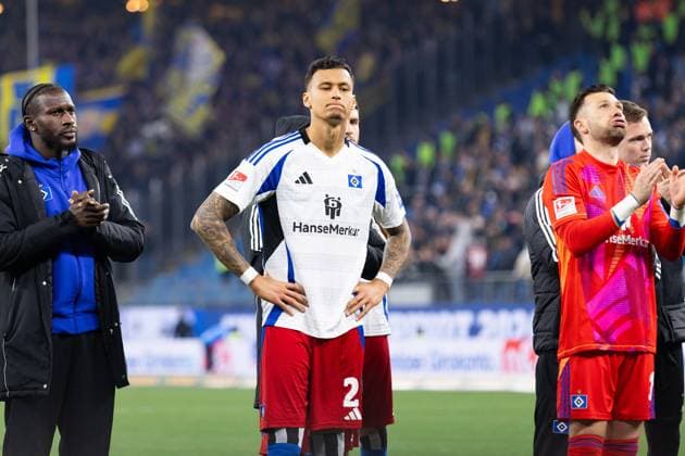 Fußball I Herren I Saison 2024-2025 I 2. Bundesliga I 29. Spieltag I Hamburger SV - Eintracht Braunschweig I 11.04.2025 Davie Selke (27, Hamburger SV) ist enttäuscht. Hamburg Volksparkstadion Hamburg Deutschland