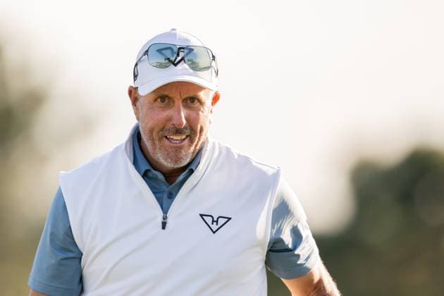 250411 Phil Mickelson of the United States during the second round of the 2025 Masters Golf Tournament on April 11, 2025 in Augusta. Photo: Petter Arvidson BILDBYRAN kod PA PA1008 bbeng golf masters the masters augusta us masters Copyright: PETTERxARVIDSON BB250411PA162