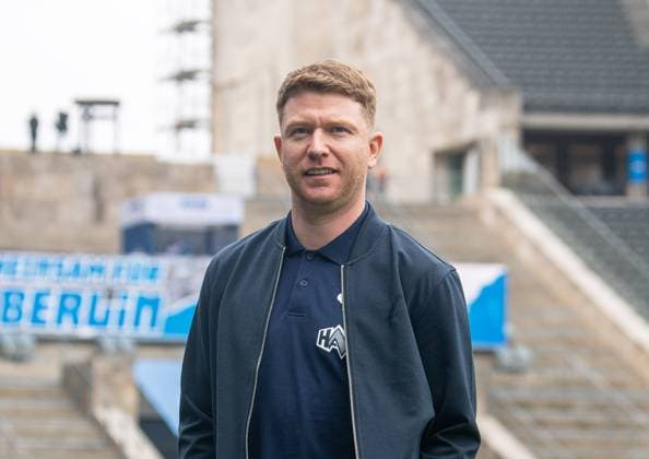 Fussball, Herren, Saison 2024 2025, 2. Bundesliga (29. Spieltag), Hertha BSC - SV Darmstadt 98, Sportdirektor Paul Fernie (Darmstadt 98), 12.04. 2025,