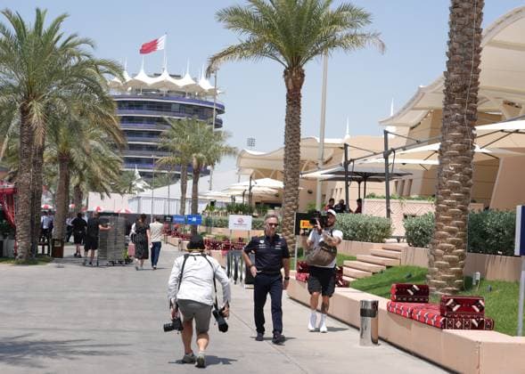 12.04.2025, Bahrain International Circuit, Sakhir, Formula 1 Gulf Air Bahrain Grand Prix 2025 ,im Bild Teamchef Christian Horner (Oracle Red Bull Racing) (Photo by Hasan Bratic DeFodi Images)