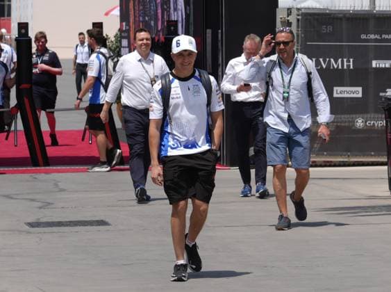 12.04.2025, Bahrain International Circuit, Sakhir, Formula 1 Gulf Air Bahrain Grand Prix 2025 ,im Bild Isack Hadjar (FRA), Visa Cash App RB Formula One Team (Photo by Hasan Bratic DeFodi Images)