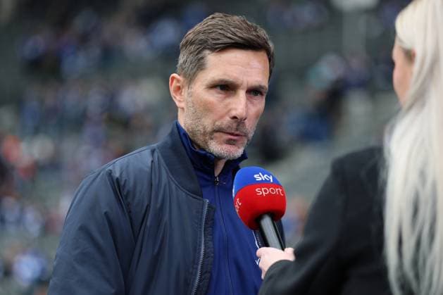 2. Fußball Bundesliga, Hertha BSC - SV Darmstadt Trainer Stefan Leitl (Hertha BSC Berlin), während der Begegnung in der 2. Fußball Bundesliga, Hertha BSC - SV Darmstadt in Berlin, Olympiastadion, am 12.04.2025. DFB regulations prohibit any use of photographs as image sequences and or quasi video.