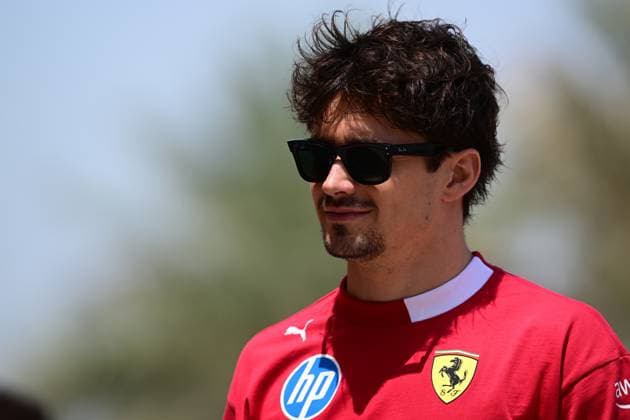 F1 Grand Prix of Bahrain - Qualifying Charles Leclerc of Scuderia Ferrari arrives in the paddock during qualifying for the Bahrain GP, the fourth round of the Formula 1 World Championship, WM, Weltmeisterschaft at the Bahrain International Circuit in Sakhir, Bahrain, on April 12, 2025. Sakhir Bahrain  Copyright: xAndreaxDiodatox originalFilename:diodato-f1bahrai250317_npv3H.jpg