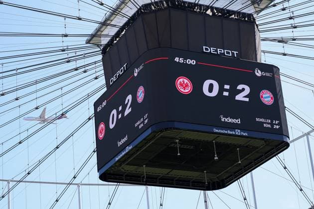2025.04.12 xJAx Google Pixel Frauen Bundesliga Eintracht Frankfurt - FC Bayern MuÌˆnchen v.l., Halbzeitstand 0:2 (DFL DFB REGULATIONS PROHIBIT ANY USE OF PHOTOGRAPHS as IMAGE SEQUENCES and or QUASI-VIDEO) Copyright: JoaquimxFerreira