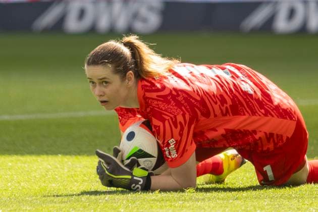 Google Pixel Frauen-Bundesliga: Eintracht Frankfurt - FC Bayern München, 12.04.2025 Stina Johannes (Eintracht Frankfurt 1), Eintracht Frankfurt - FC Bayern München, Frankfurt, Deutsche Bank Park, 12.4.2025 Copyright: xBEAUTIFULxSPORTS Gawlikx