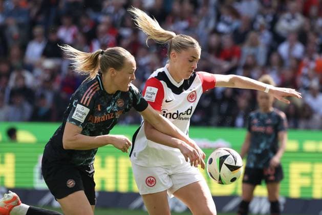 2025.04.12 xJAx Google Pixel Frauen Bundesliga Eintracht Frankfurt - FC Bayern MuÌˆnchen v.l., Magdalena Eriksson (FC Bayern München), Laura Freigang (Eintracht Frankfurt), Zweikampf, Action, Aktion, Battles for the Ball (DFL DFB REGULATIONS PROHIBIT ANY USE OF PHOTOGRAPHS as IMAGE SEQUENCES and or QUASI-VIDEO) Copyright: JoaquimxFerreira