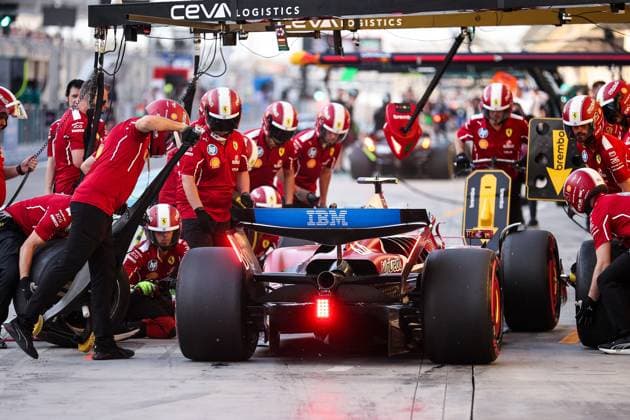 F1 - BAHRAIN GRAND PRIX 2025 16 LECLERC Charles (mco), Scuderia Ferrari SF-25, action during the Formula 1 Gulf Bahrain Grand Prix 2025, 4th round of the 2025 FIA Formula One World Championship, WM, Weltmeisterschaft from April 11 to 13, 2025 on the Bahrain International Circuit, in Sakhir, Bahrain - SakhirBahrain  Copyright: xEricxAlonsox