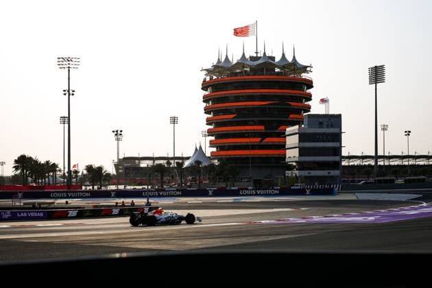 F1 - BAHRAIN GRAND PRIX 2025 06 HADJAR Isack (fra), Visa Cash App RB F1 Team VCARB02, action during the Formula 1 Gulf Bahrain Grand Prix 2025, 4th round of the 2025 FIA Formula One World Championship, WM, Weltmeisterschaft from April 11 to 13, 2025 on the Bahrain International Circuit, in Sakhir, Bahrain - SakhirBahrain  Copyright: xFLORENTxGOODENx