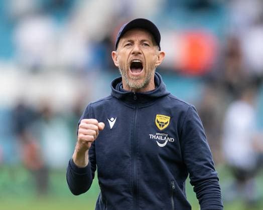 Sheffield Wednesday v Oxford United Sky Bet Championship Oxford United manager Gary Rowett celebrates following the Sky Bet Championship match between Sheffield Wednesday and Oxford United at Hillsborough, Sheffield. UK Newspapers OUT Copyright: xMattxWilkinsonx FIL-21707-0034