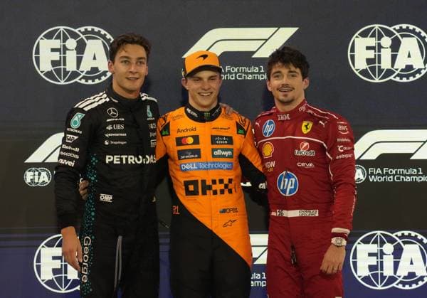 12.04.2025, Bahrain International Circuit, Sakhir, Formula 1 Gulf Air Bahrain Grand Prix 2025 ,im Bild Poleposition für Oscar Piastri (AUS), McLaren F1 Team, 2.Startplatz für George Russell (GBR), Mercedes-AMG Petronas Formula One Team, 3.Startplatz für Charles Leclerc (MCO), Scuderia Ferrari HP (Photo by Hasan Bratic DeFodi Images)