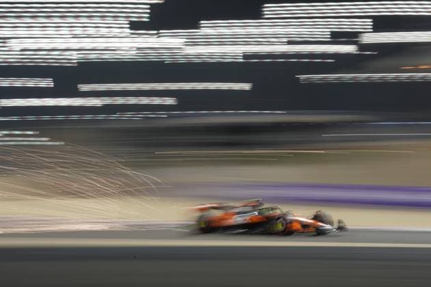 Formula 1 Gulf Air Bahrain Grand Prix 2025 12.04.2025, Bahrain International Circuit, Sakhir, Formula 1 Gulf Air Bahrain Grand Prix 2025 ,im Bild Lando Norris (GBR), McLaren F1 Team
