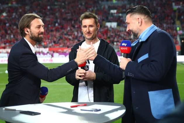 12.04.2025, xmohx, Fussball 2.Bundesliga, 1.FC Kaiserslautern - 1.FC Nürnberg v.l. Manager Thomas Hengen (1. FC Kaiserslautern) Trainer Miroslav Klose (1.FC Nuernberg) Torsten Mattuschka SKY (DFL DFB REGULATIONS PROHIBIT ANY USE OF PHOTOGRAPHS as IMAGE SEQUENCES and or QUASI-VIDEO) Kaiserslautern