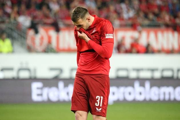 12.04.2025, xmohx, Fussball 2.Bundesliga, 1.FC Kaiserslautern - 1.FC Nürnberg v.l. Luca Sirch (1. FC Kaiserslautern) Enttäuscht, traurig, frustriert (DFL DFB REGULATIONS PROHIBIT ANY USE OF PHOTOGRAPHS as IMAGE SEQUENCES and or QUASI-VIDEO) Kaiserslautern