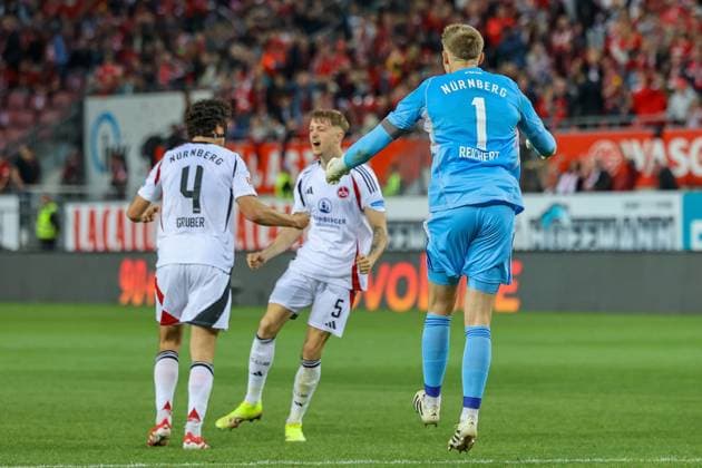 12.04.2025, xmohx, Fussball 2.Bundesliga, 1.FC Kaiserslautern - 1.FC Nürnberg v.l. Jubel, Freude über den Sieg Fabio Gruber (1.FC Nuernberg) Tim Drexler (1.FC Nuernberg) Jan Reichert (1.FC Nuernberg) (DFL DFB REGULATIONS PROHIBIT ANY USE OF PHOTOGRAPHS as IMAGE SEQUENCES and or QUASI-VIDEO) Kaiserslautern