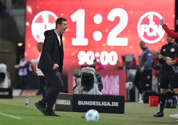 Sport Themen der Woche KW15 12.04.2025 - Fussball - Saison 2024 2025 - 2. Fussball - Bundesliga - 29. Spieltag: 1. FC Kaiserslautern FCK ( Lautern Roten Teufel ) - 1. FC Nürnberg FCN ( Club ) - Sportfoto Zink DaMa - xdaxmax - DFL regulations prohibit any use of photographs as image sequences and or quasi-video - only for editorial use - Jubel Freude nach Spielende - Miroslav Miro Klose ( Trainer 1. FC Nürnberg FCN ) ballt Faust Fäuste *** 12 04 2025 Soccer Season 2024 2025 2 Soccer Bundesliga 29 Matchday 1 FC Kaiserslautern FCK Lautern Roten Teufel 1 FC Nürnberg FCN Club Sportfoto Zink DaMa xdaxmax DFL regulations prohibit any use of photographs as image sequences and or quasi video only for editorial use Jubel Freude nach Spielende Miroslav Miro Klose Trainer 1 FC Nürnberg FCN ballt Faust Fäuste