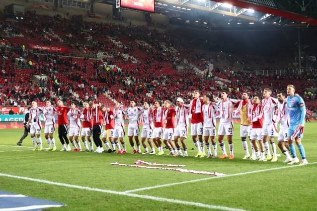 12.04.2025, xmohx, Fussball 2.Bundesliga, 1.FC Kaiserslautern - 1.FC Nürnberg v.l. Jubel, Freude über den Sieg mit Jan Reichert (1.FC Nuernberg) (DFL DFB REGULATIONS PROHIBIT ANY USE OF PHOTOGRAPHS as IMAGE SEQUENCES and or QUASI-VIDEO) Kaiserslautern