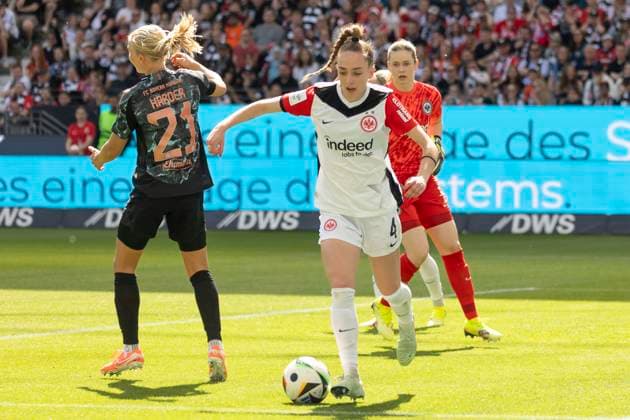 Google Pixel Frauen-Bundesliga: Eintracht Frankfurt - FC Bayern München, 12.04.2025 Sophia Kleinherne (Eintracht Frankfurt 4), Eintracht Frankfurt - FC Bayern München, Frankfurt, Deutsche Bank Park, 12.4.2025 Copyright: xBEAUTIFULxSPORTS Gawlikx