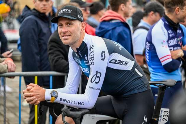 Paris Roubaix 2025 Cycling Race Roubaix, France - April 13 : Frison Frederik (BEL) BEL of Q36.5 Pro Cycling Team before the start of the race during the 122nd edition of Paris Roubaix an UCI World Tour cycling race for Men Elite of 259,7 kms with start in Compiegne and finish at the Velodrome Andre-Petrieux in Roubaix on April 13, 2025 in Roubaix, France, 13 04 2025 ( Motordriver Kenny Verfaillie - Roubaix France  Copyright: xNicoxVereeckenx