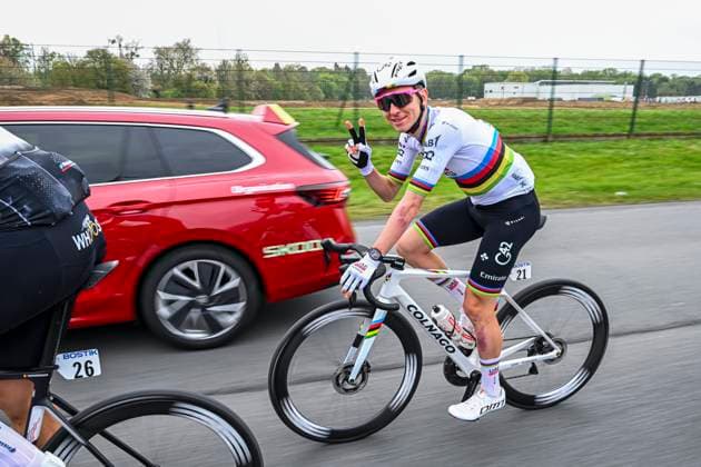 Paris Roubaix 2025 Cycling Race Roubaix, France - April 13 : Pogacar Tadej (SLO) of UAE Team Emirates - XRG during the 122nd edition of Paris Roubaix an UCI World Tour cycling race for Men Elite of 259,7 kms with start in Compiegne and finish at the Velodrome Andre-Petrieux in Roubaix on April 13, 2025 in Roubaix, France, 13 04 2025 ( Motordriver Kenny Verfaillie - Roubaix France  Copyright: xVincentxKalutx