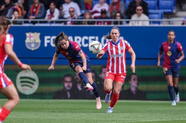 April 13, 2025, Sant Joan Despi, Barcelona, Spain: Claudia Pina of FC Barcelona, Barca and Vilde Boe Risa of Atletico de Madrid in action during the Spanish Women league, Liga F, football match played between FC Barcelona and Atletico de Madrid at Johan Cruyff Stadium on April 13, 2025 in Sant Joan Despi, Spain. Sant Joan Despi Spain - ZUMAa181 20250413_zaa_a181_028 Copyright: xJavierxBorregox