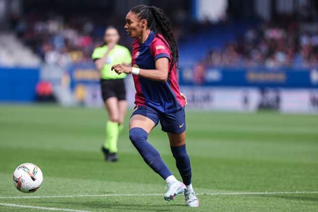 April 13, 2025, Sant Joan Despi, Barcelona, Spain: Salma Paralluelo of FC Barcelona, Barca in action during the Spanish Women league, Liga F, football match played between FC Barcelona and Atletico de Madrid at Johan Cruyff Stadium on April 13, 2025 in Sant Joan Despi, Spain. Sant Joan Despi Spain - ZUMAa181 20250413_zaa_a181_032 Copyright: xJavierxBorregox