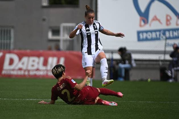 CALCIO - Serie A Femminile - AS Roma vs Juventus FC Lisa Boattin of Juventus F.C. Women and Moeka Minami of A.S. Roma Women during the playoff of the Serie A Championship Women between A.S. Roma vs Juventus Women 13 April 2025 at the Tre Fontane Stadium in Rome. Rome Italy  Copyright: xIPAxSport ABACAx