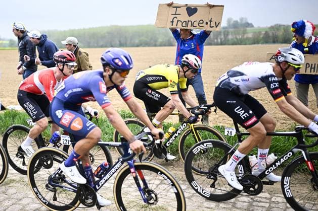 Belgian Wout van Aert of Team Visma-Lease a Bike pictured in action during the men elite race of the Paris-Roubaix one day cycling race, 259,2 km from Compiegne to Roubaix, France, on Sunday 13 April 2025. JASPERxJACOBS  x120710737x